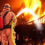 Pasar Induk Kramat Jati Terbakar, 16 Mobil Damkar Diterjunkan